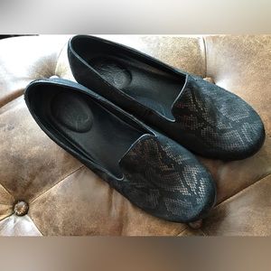 Dansko Olivia Loafer in Size 37